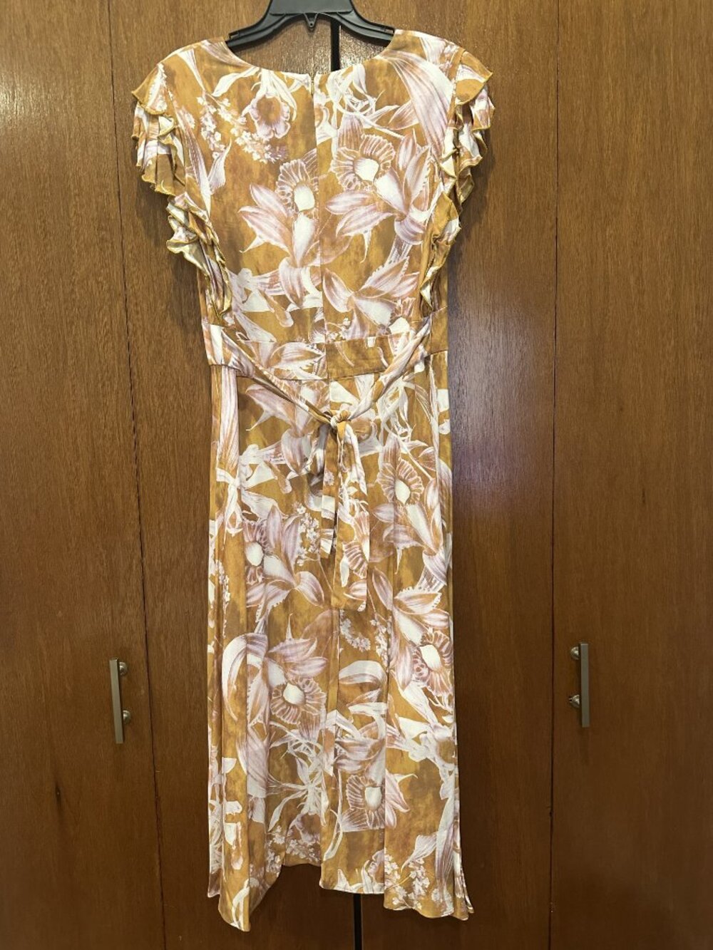 NWT Watercolor Floral Midi Dress | Flutter Sleeves, Tie Waist | Boho Summer/Res - Picture 4 of 6